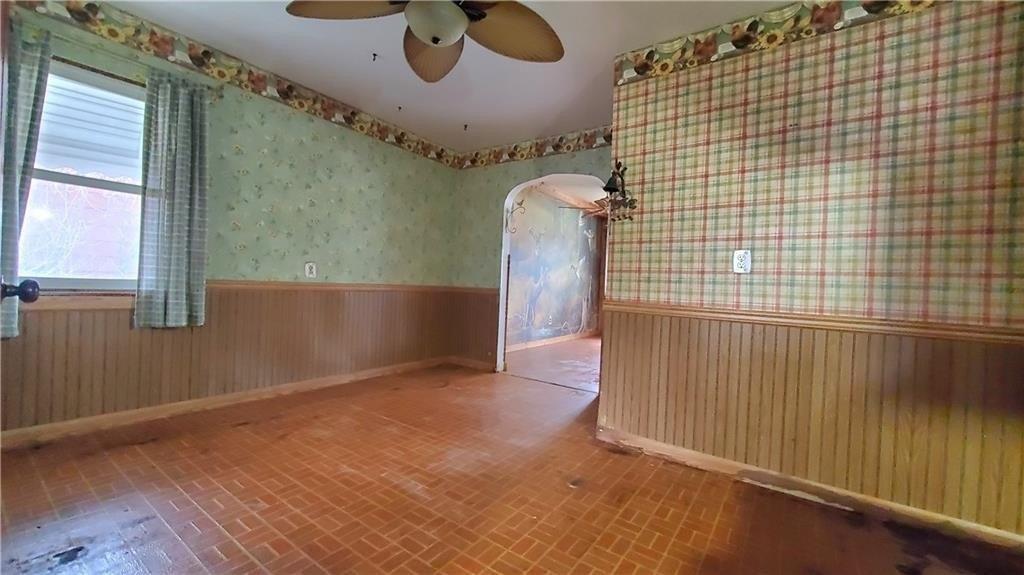 W 39th St, Erie, PA 16509
