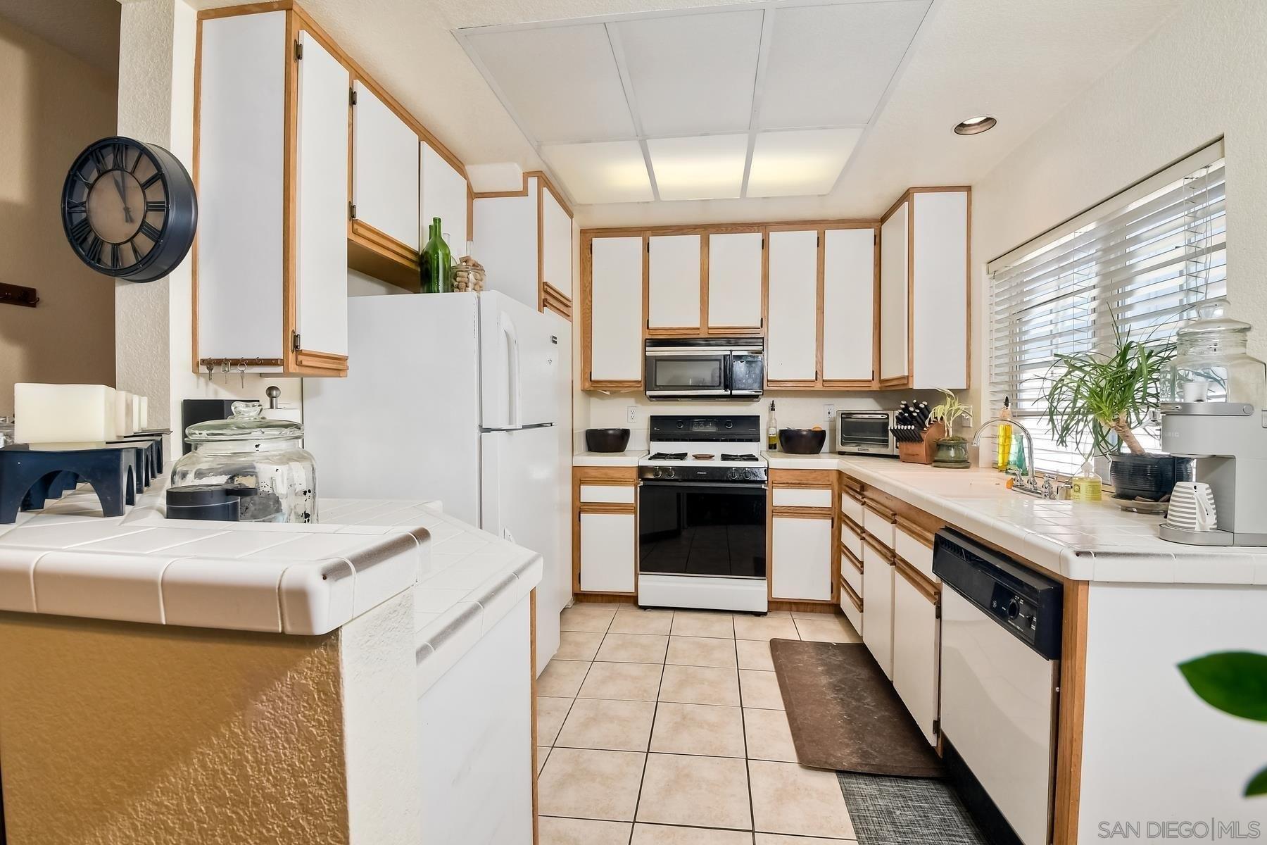 Scripps Vista Way, San Diego, CA 92131