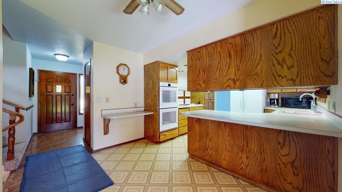 S Roosevelt Pl, Kennewick, WA 99336