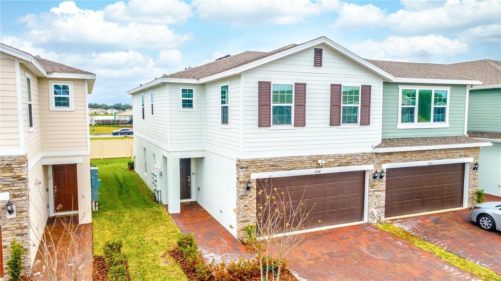 Wispy Cypress Dr, Kissimmee, FL 34746