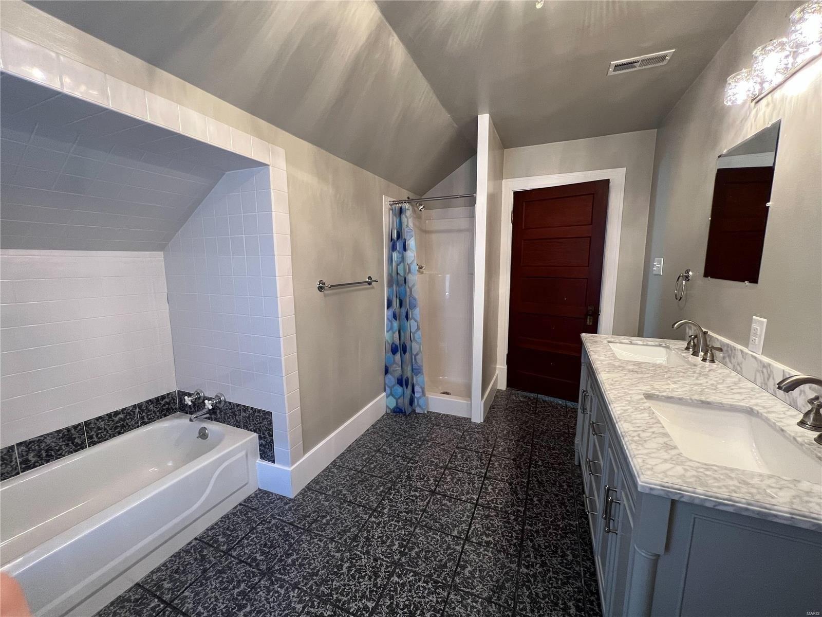 Good Hope St, Cape Girardeau, MO 63703