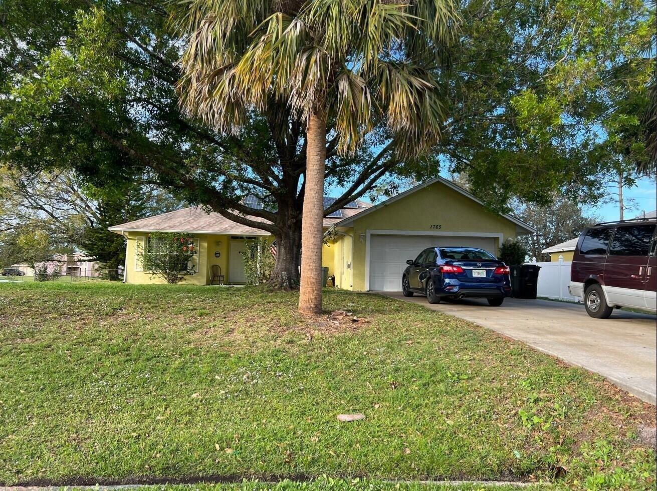 Sw Desert Ave, Port Saint Lucie, FL 34953