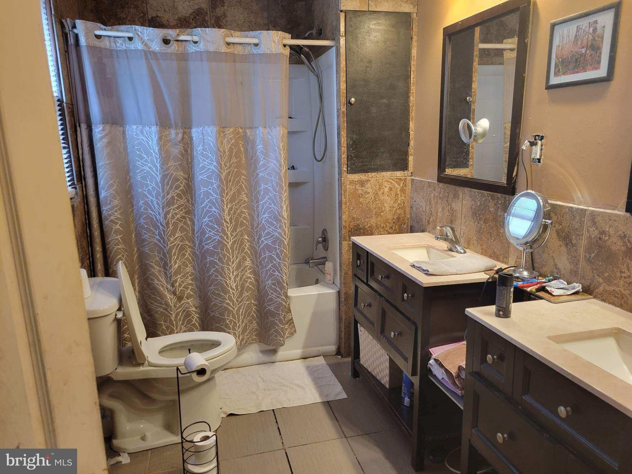 E Arbor Ave, Vineland, NJ 08360