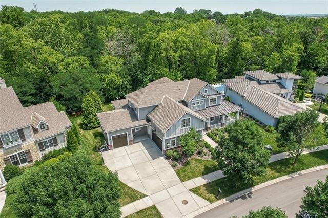 N Sycamore Ave, Kansas City, MO 64157