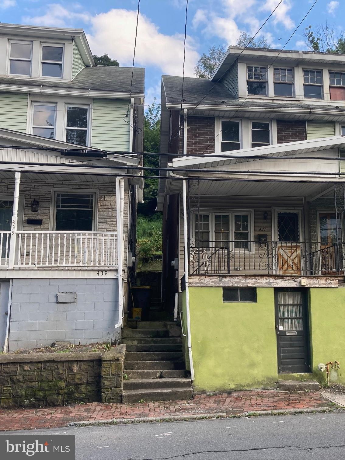 Nichols St, Pottsville, PA 17901