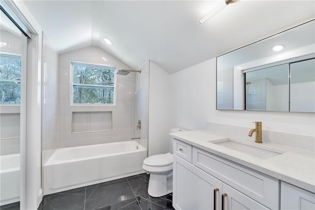 Swazey Dr, Decatur, GA 30032