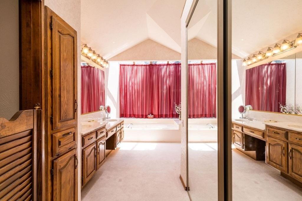 Crooked Creek Dr, Carrollton, TX 75007