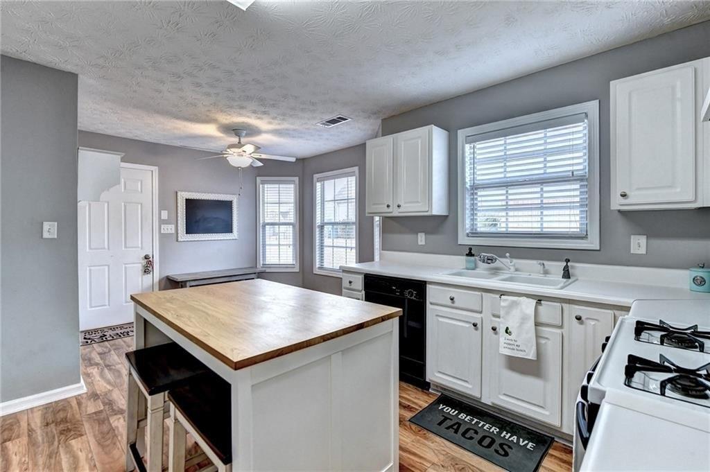Amhearst Walk Rd, Lawrenceville, GA 30043