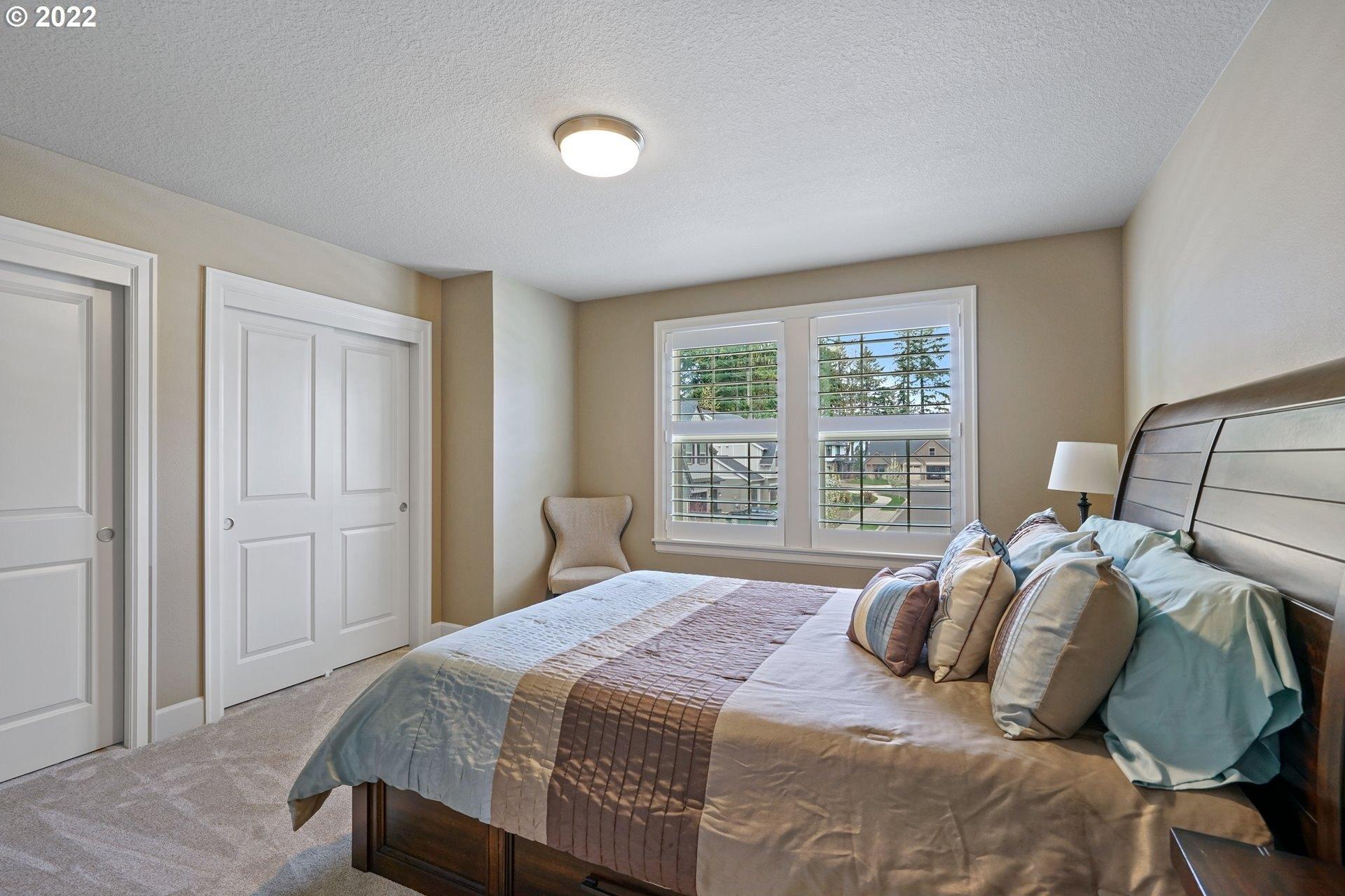 Se Clark St, Happy Valley, OR 97086