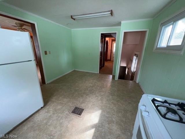 Irvington Ave Ne, Massillon, OH 44646