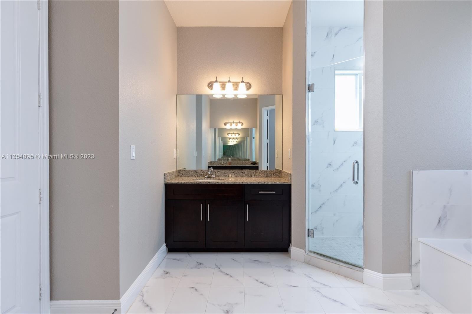Sw 174th St, Palmetto Bay, FL 33157