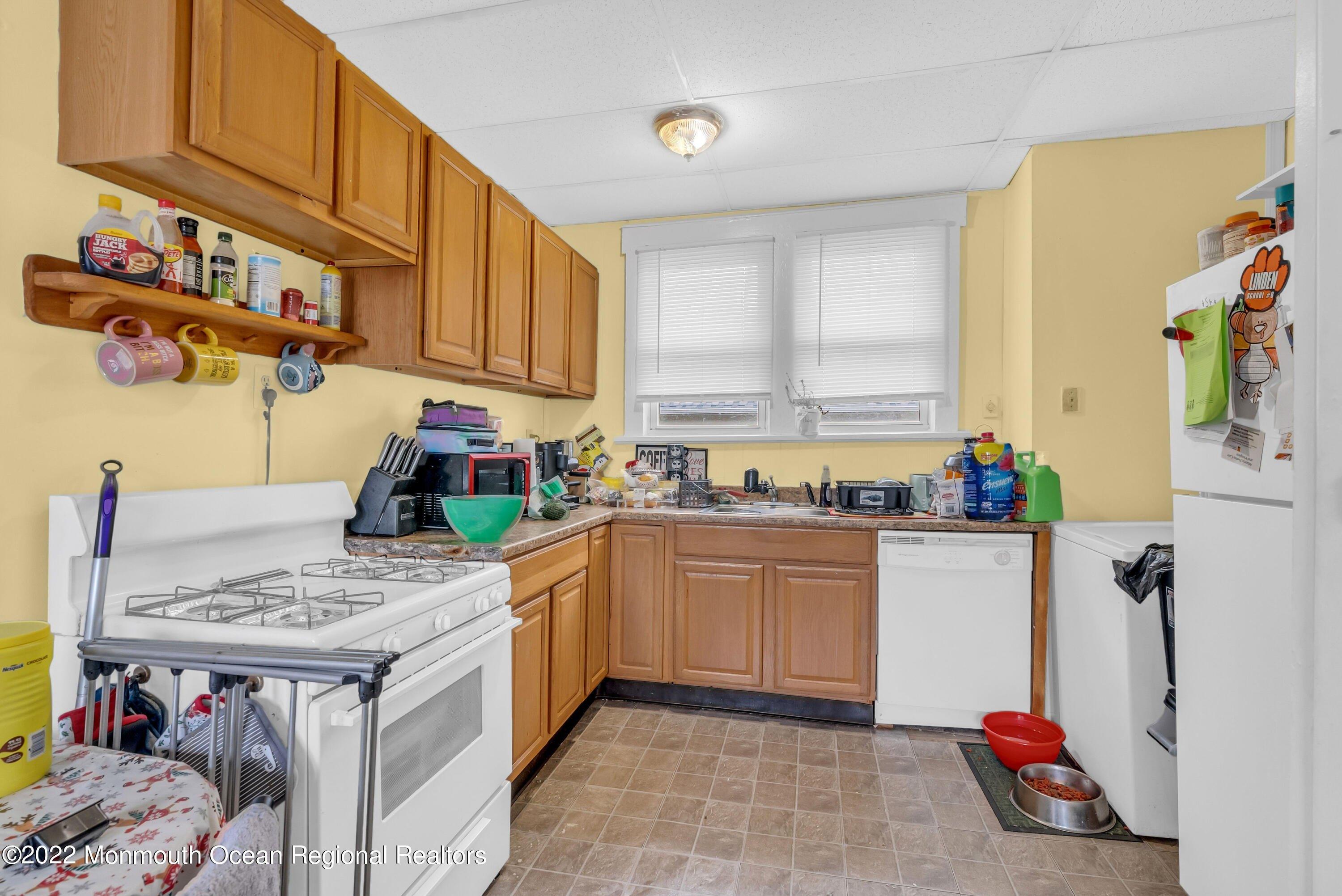 Laurence Pkwy, South Amboy, NJ 08879