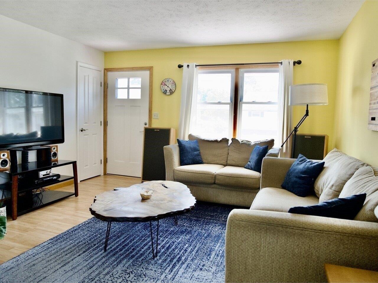 Barlow St, Saint Albans, VT 05478
