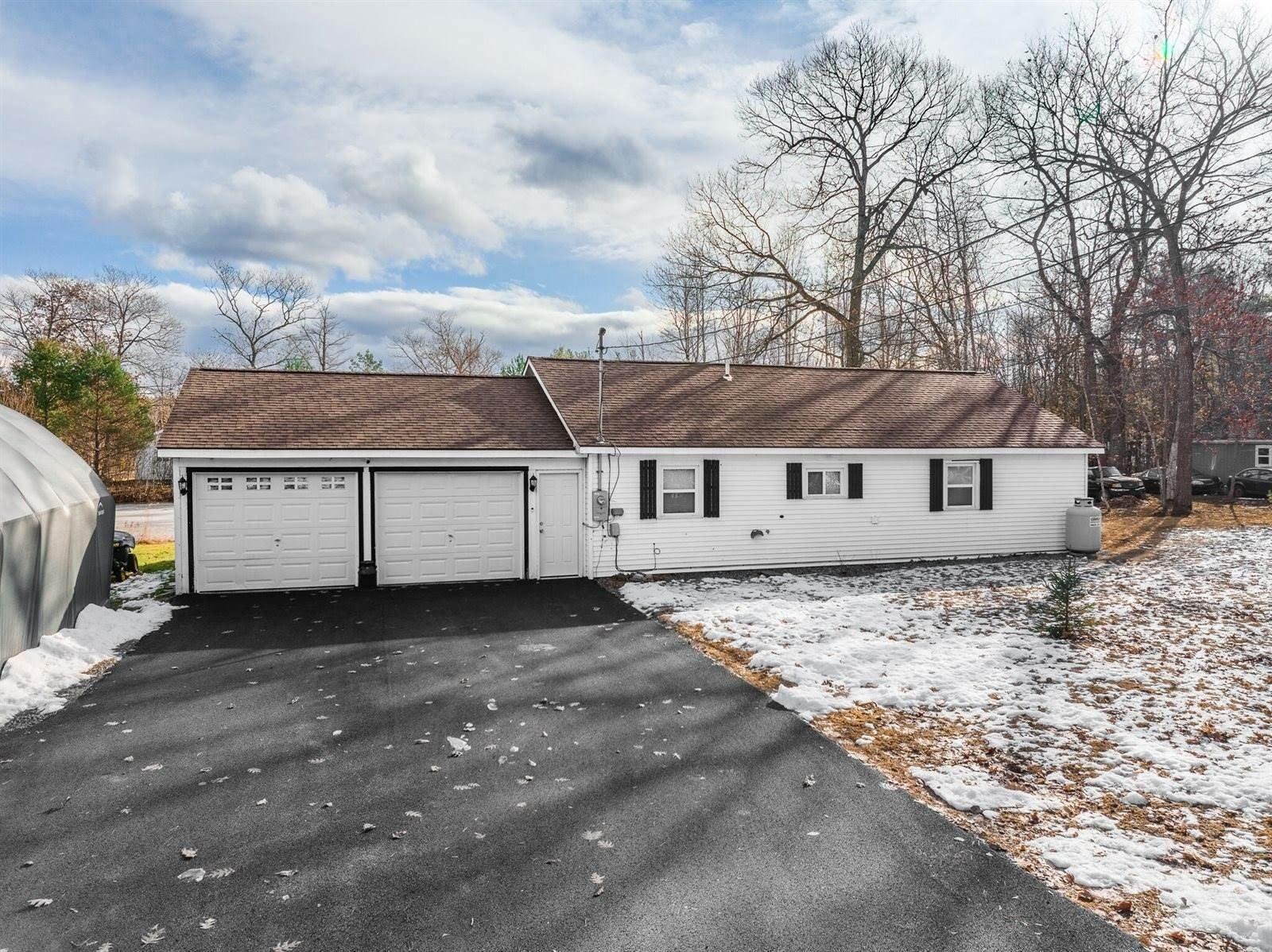 Pine St, Milo, ME 04463