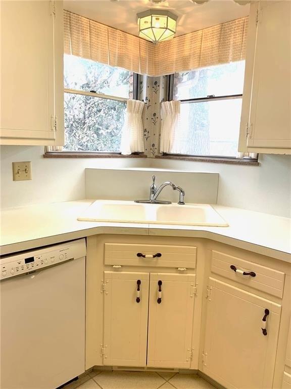 Treadwell Dr, Oklahoma City, OK 73112