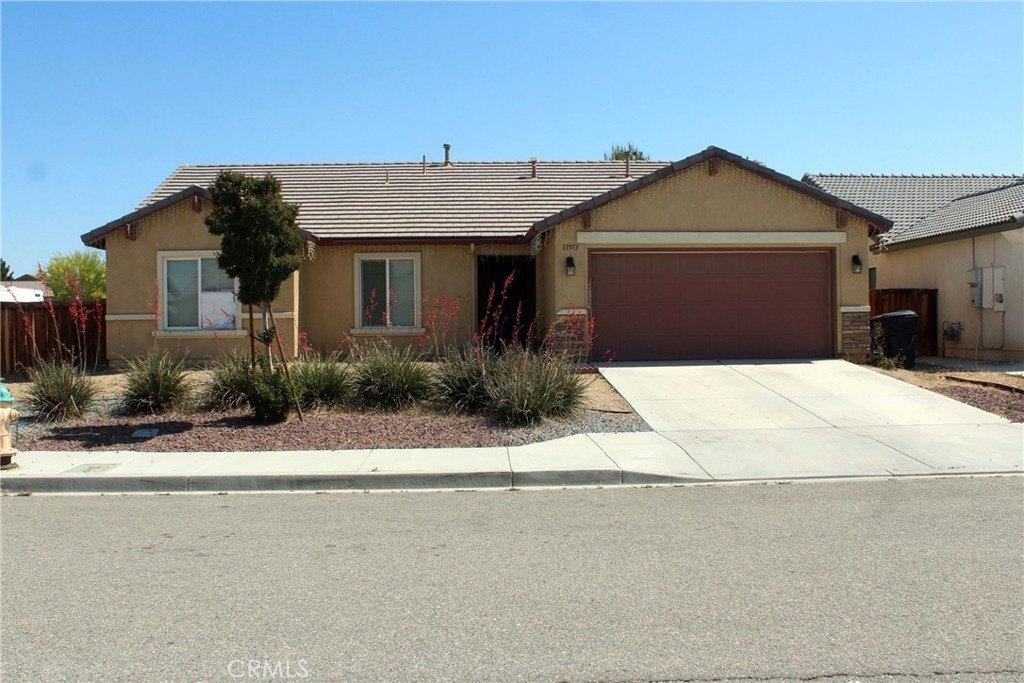 Snowbird Ln, Victorville, CA 92394