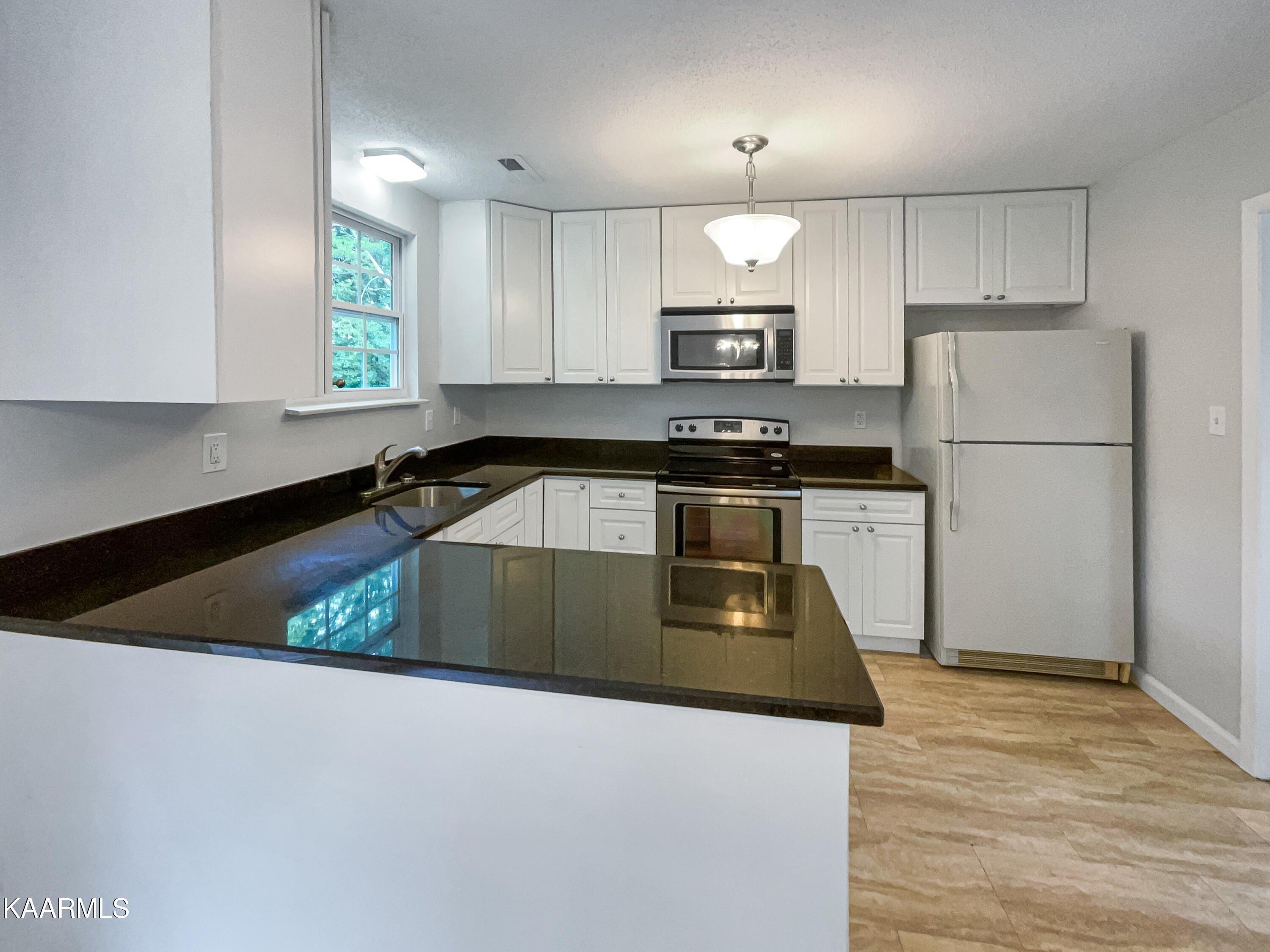 Coker Rd, Maryville, TN 37801