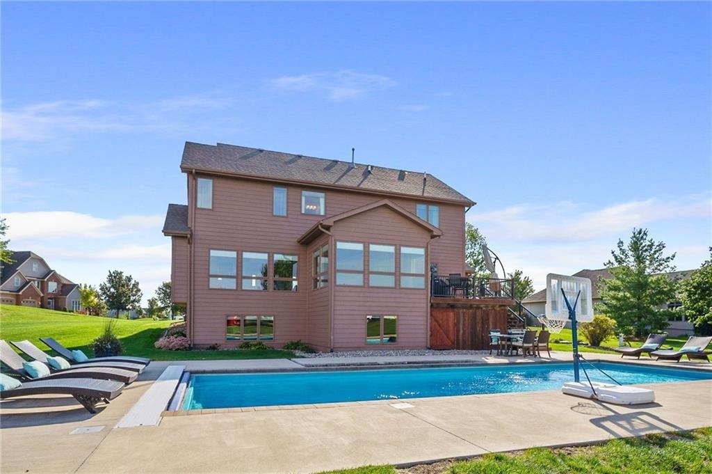 Nw 42nd St, Polk City, IA 50226