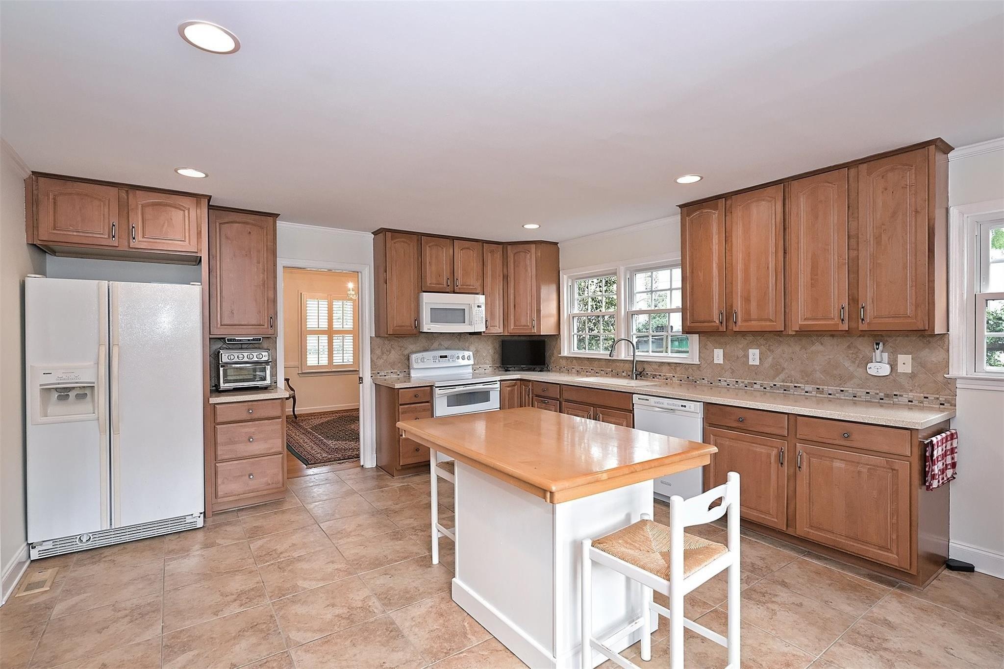 Burnt Mill Rd, Charlotte, NC 28210