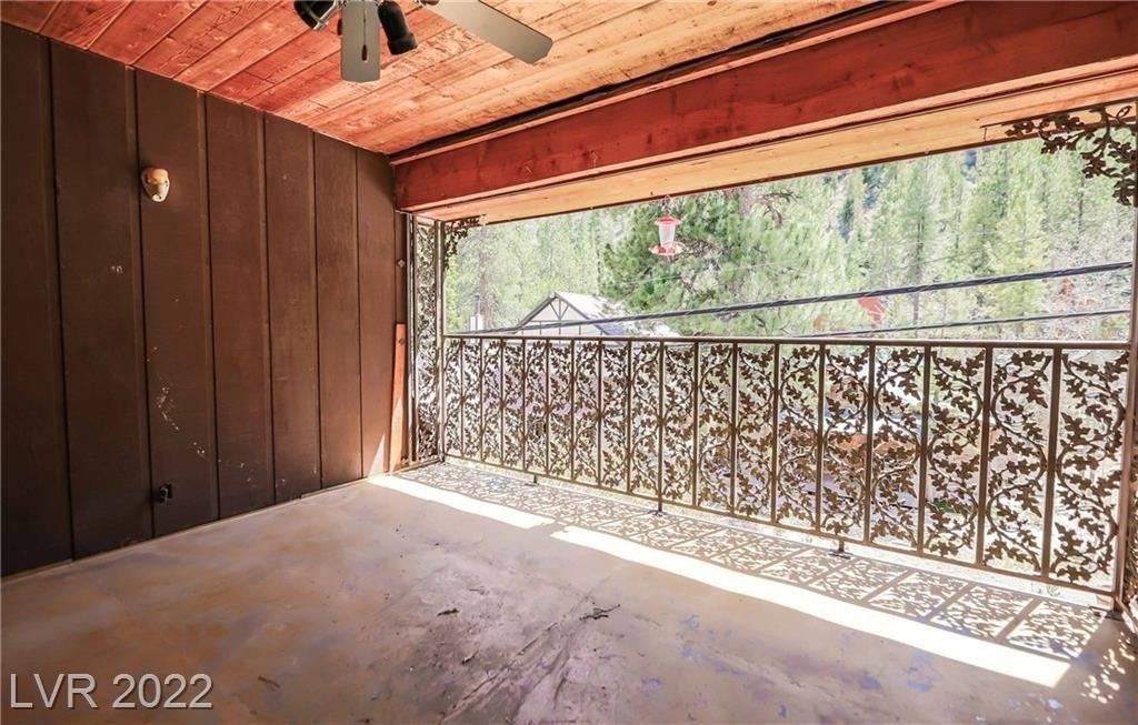 Yellow Pine Ave, Las Vegas, NV 89124