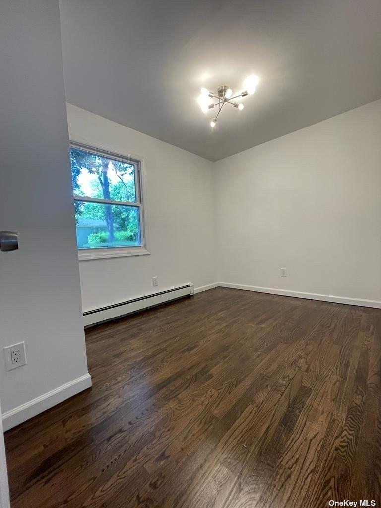 Armell St, Huntington Station, NY 11746