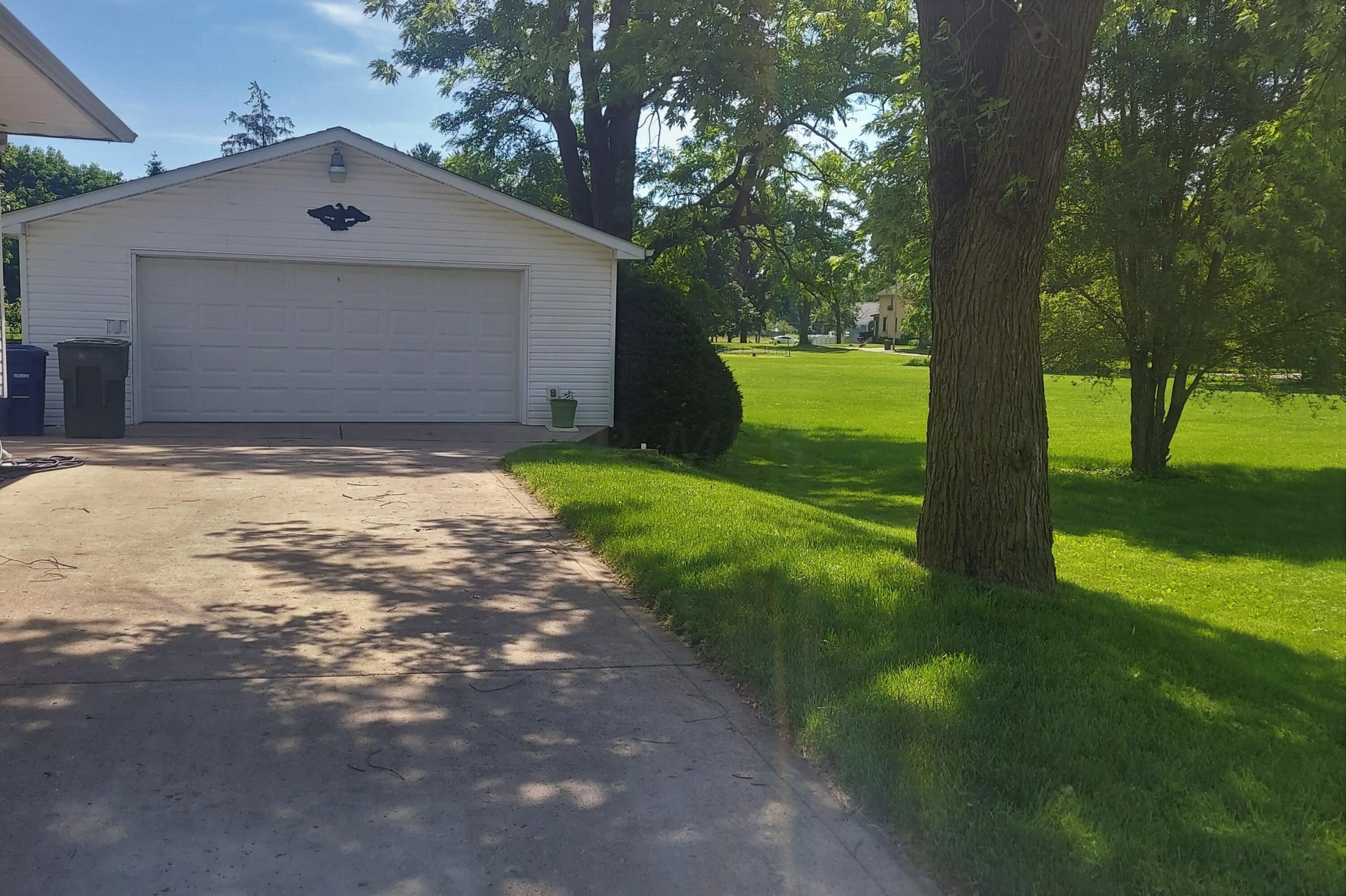 Lee Ellen Pl, Columbus, OH 43207