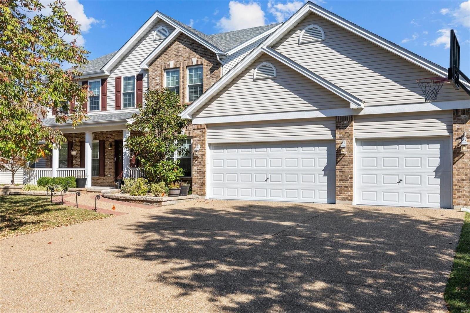 N Hillview Dr, Saint Peters, MO 63376