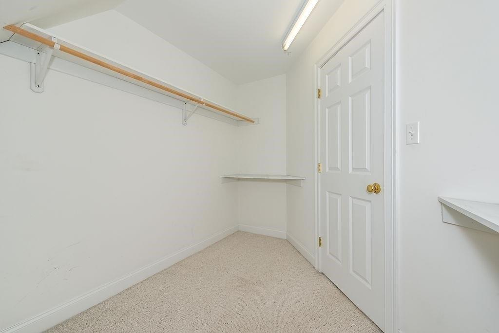 Ebony Dr, Rochester, NH 03867