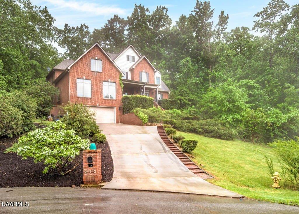 Whippoorwill Dr, Oak Ridge, TN 37830