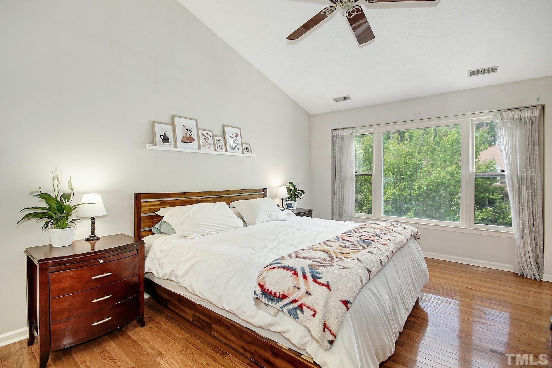 Longwood Dr, Durham, NC 27713