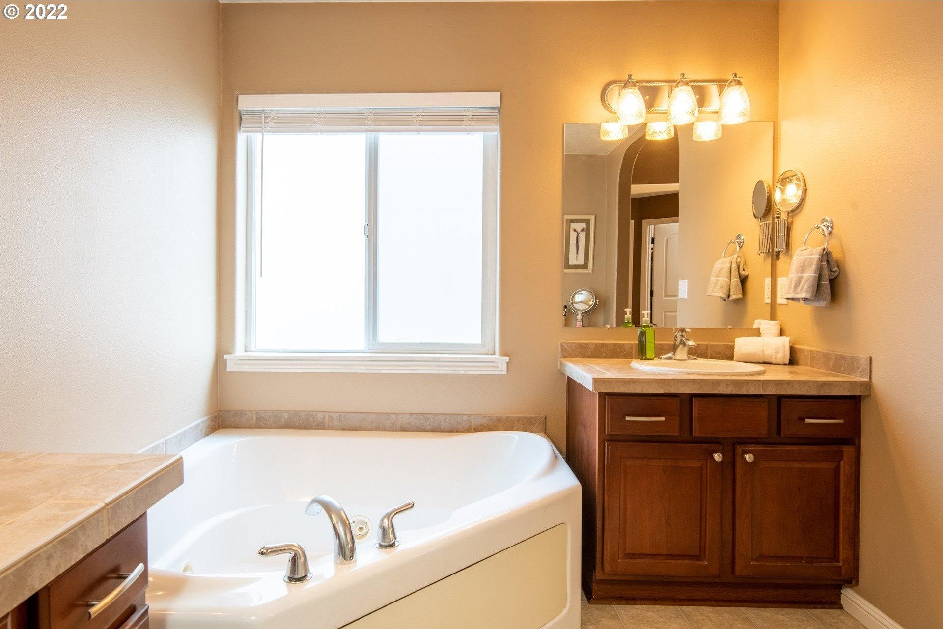 Ne 94th St, Vancouver, WA 98665