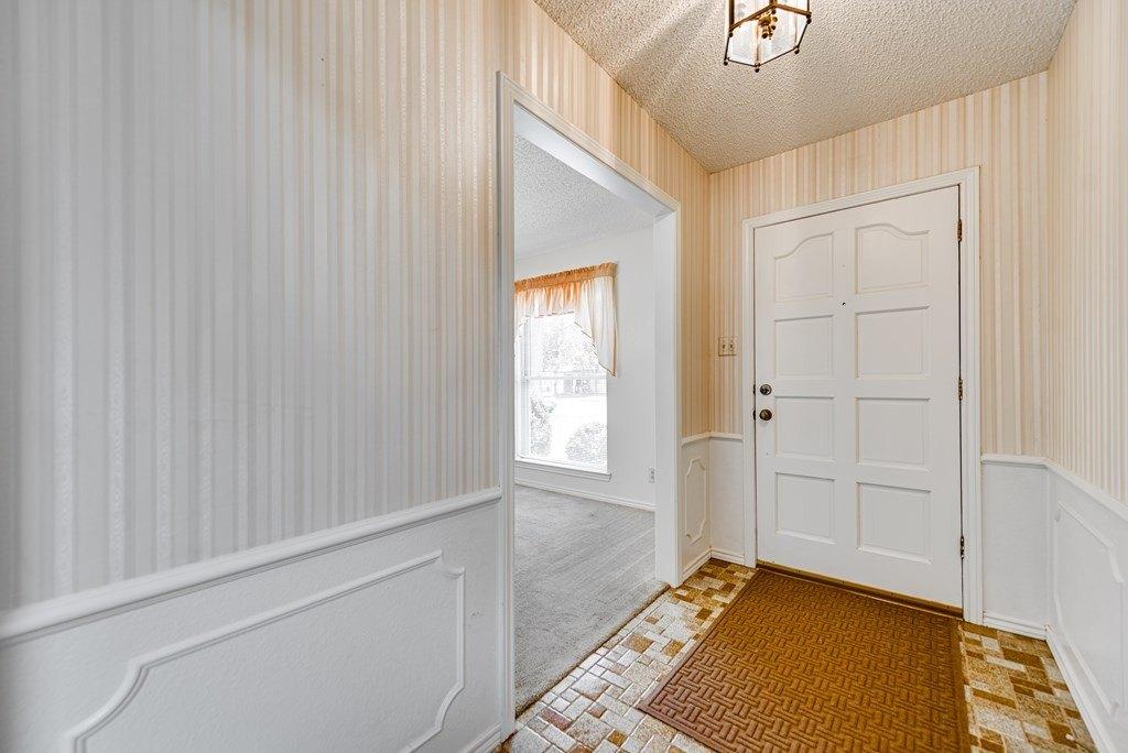Valley Dr, Midland, TX 79707