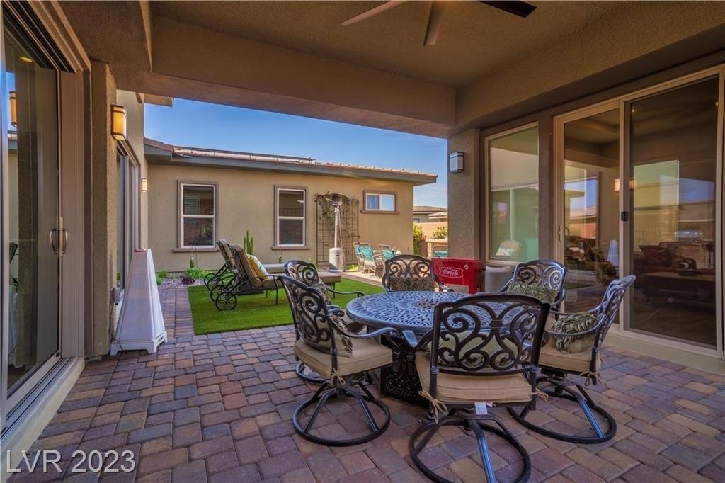 Desert Crimson St, Las Vegas, NV 89148