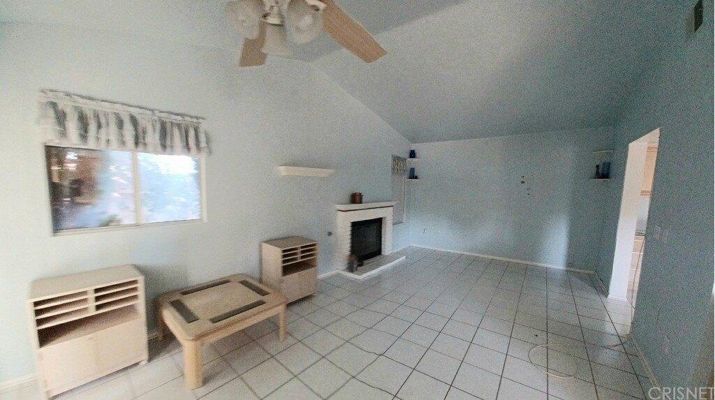 Lake View Ln, Apple Valley, CA 92307