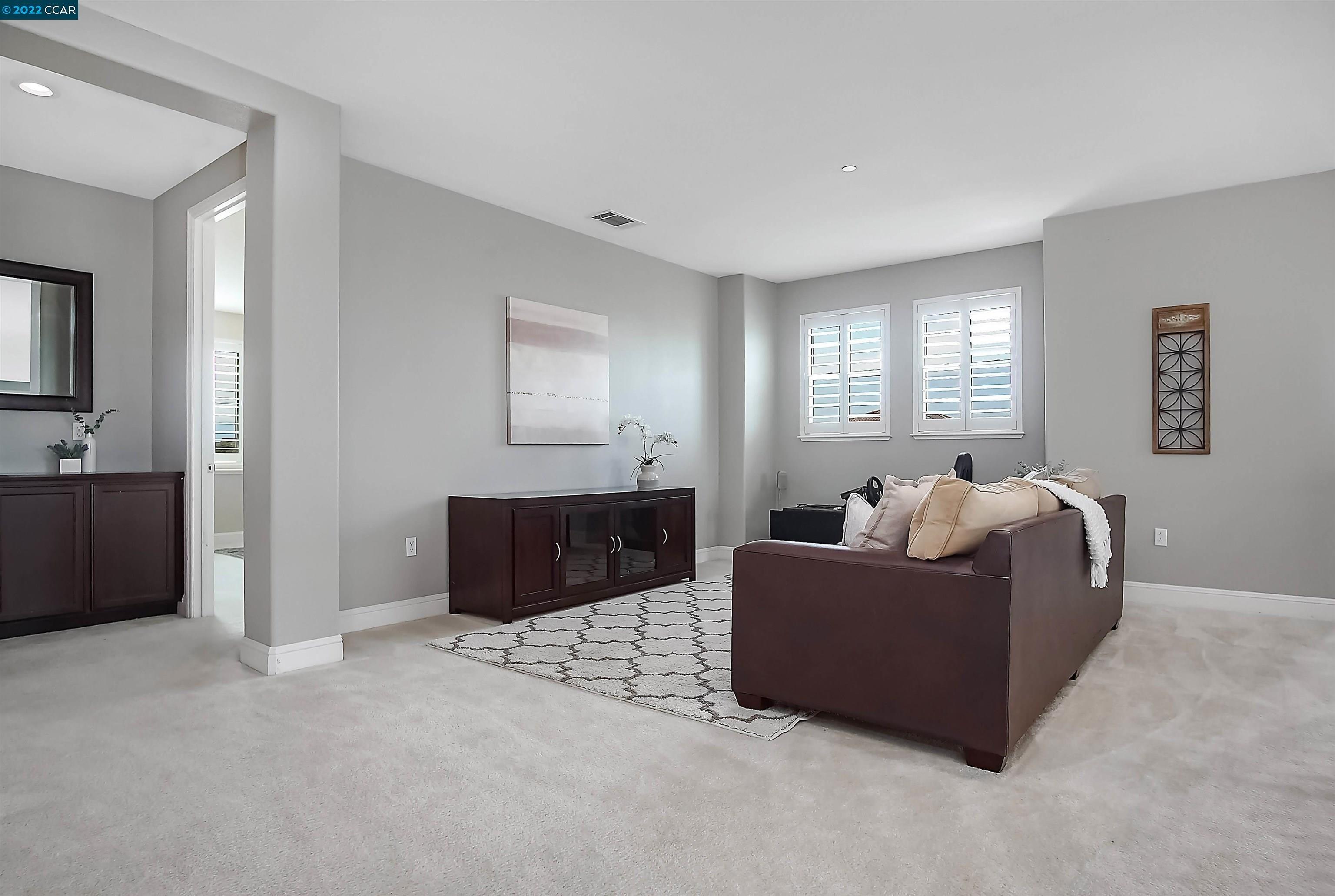 Fremont Peak Dr, Brentwood, CA 94513