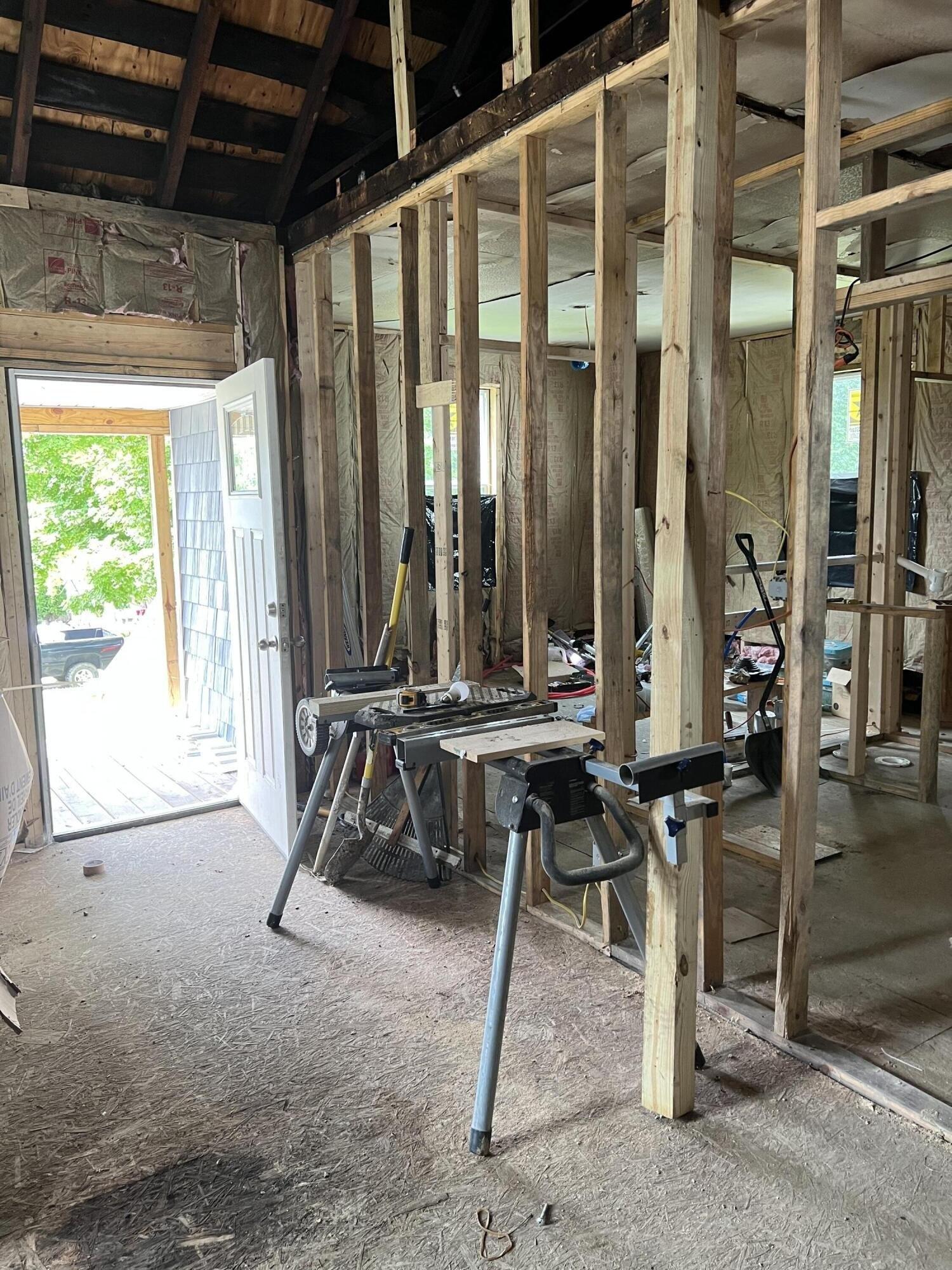 Broadway St, Irvine, KY 40336