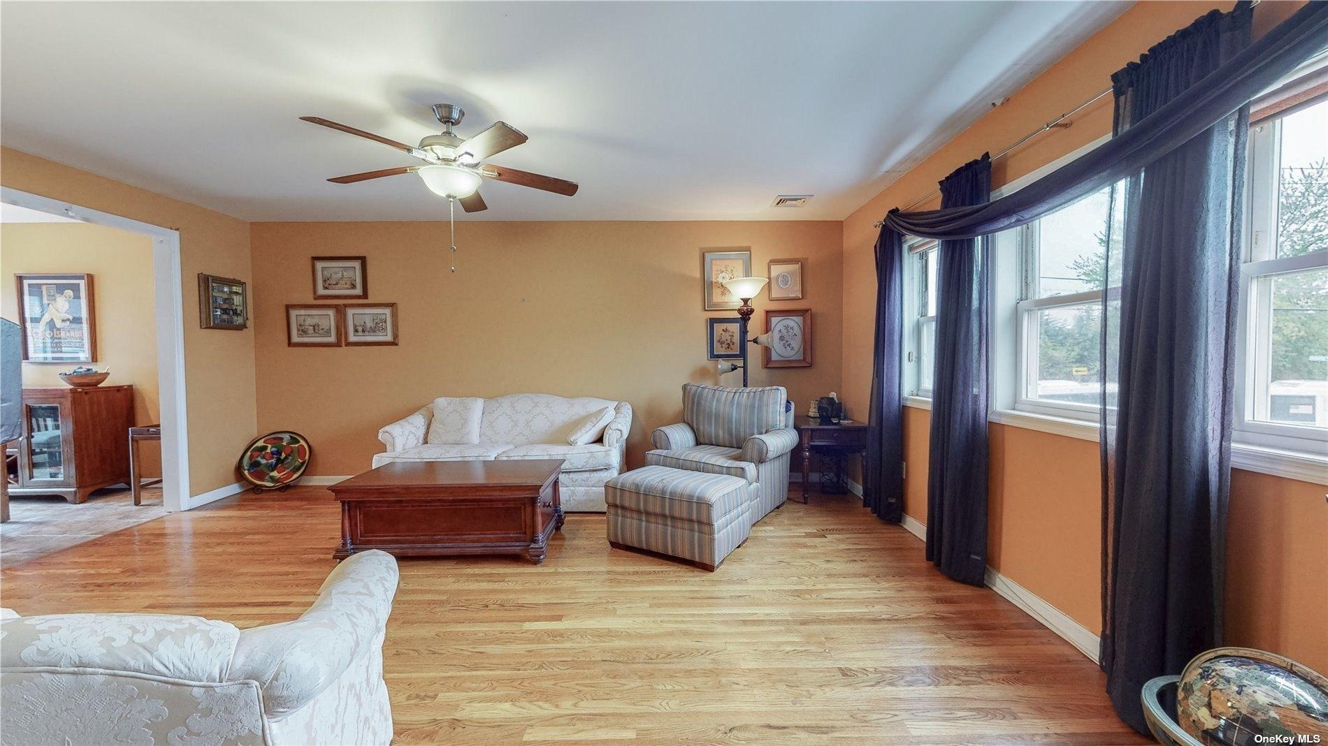 Harding Ave, Bronx, NY 10465