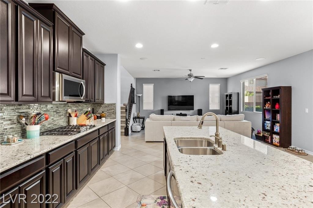 Kings Eagle St, Las Vegas, NV 89141