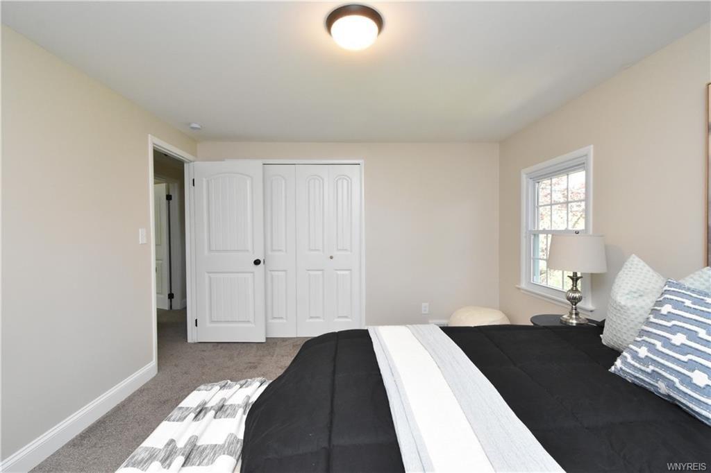 Sweet Briar Rd, Tonawanda, NY 14150