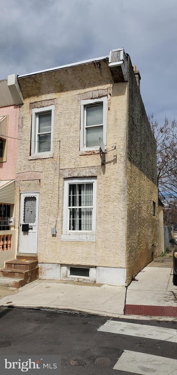 W Birch St, Philadelphia, PA 19133