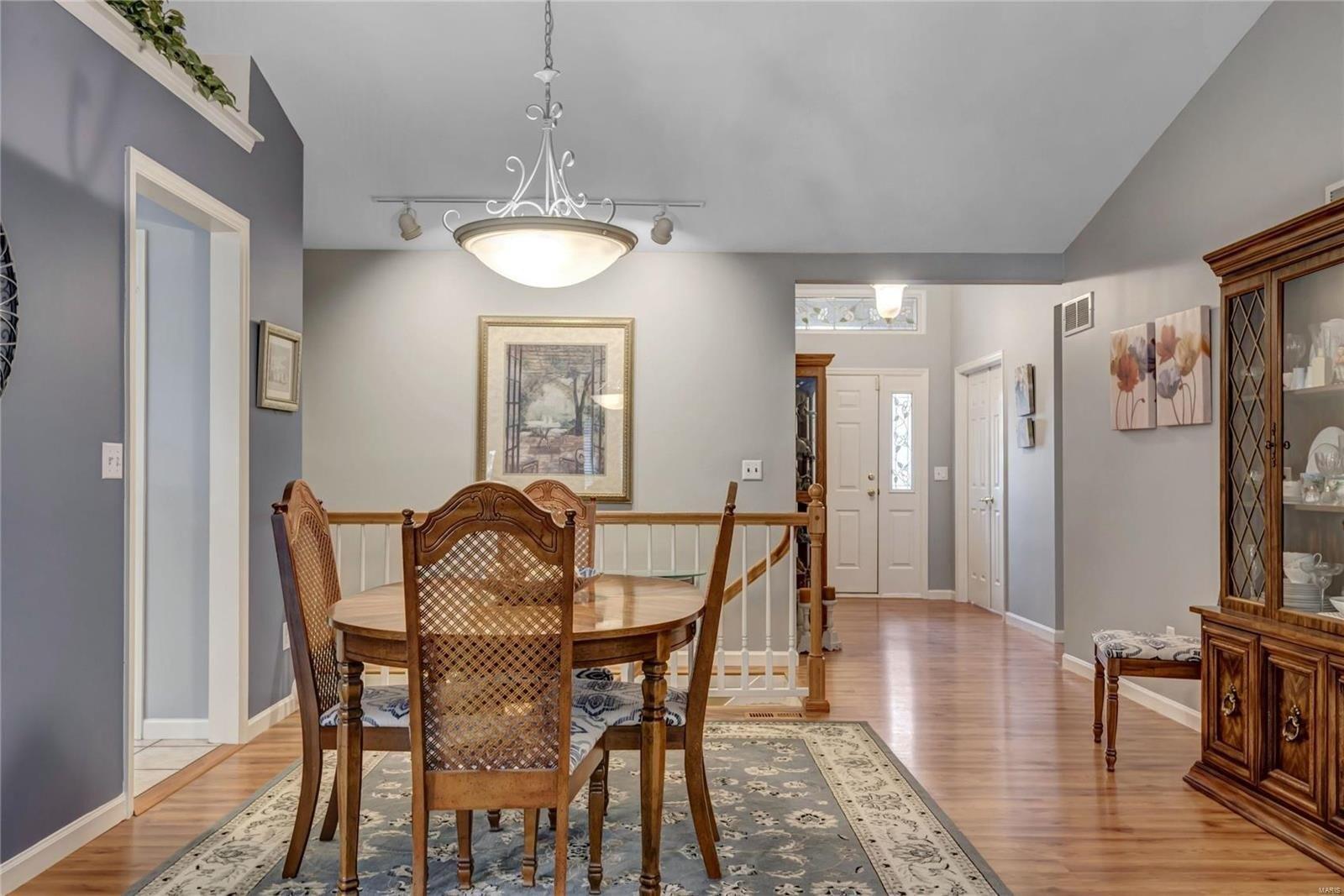 Tori Pines Dr, Saint Louis, MO 63129