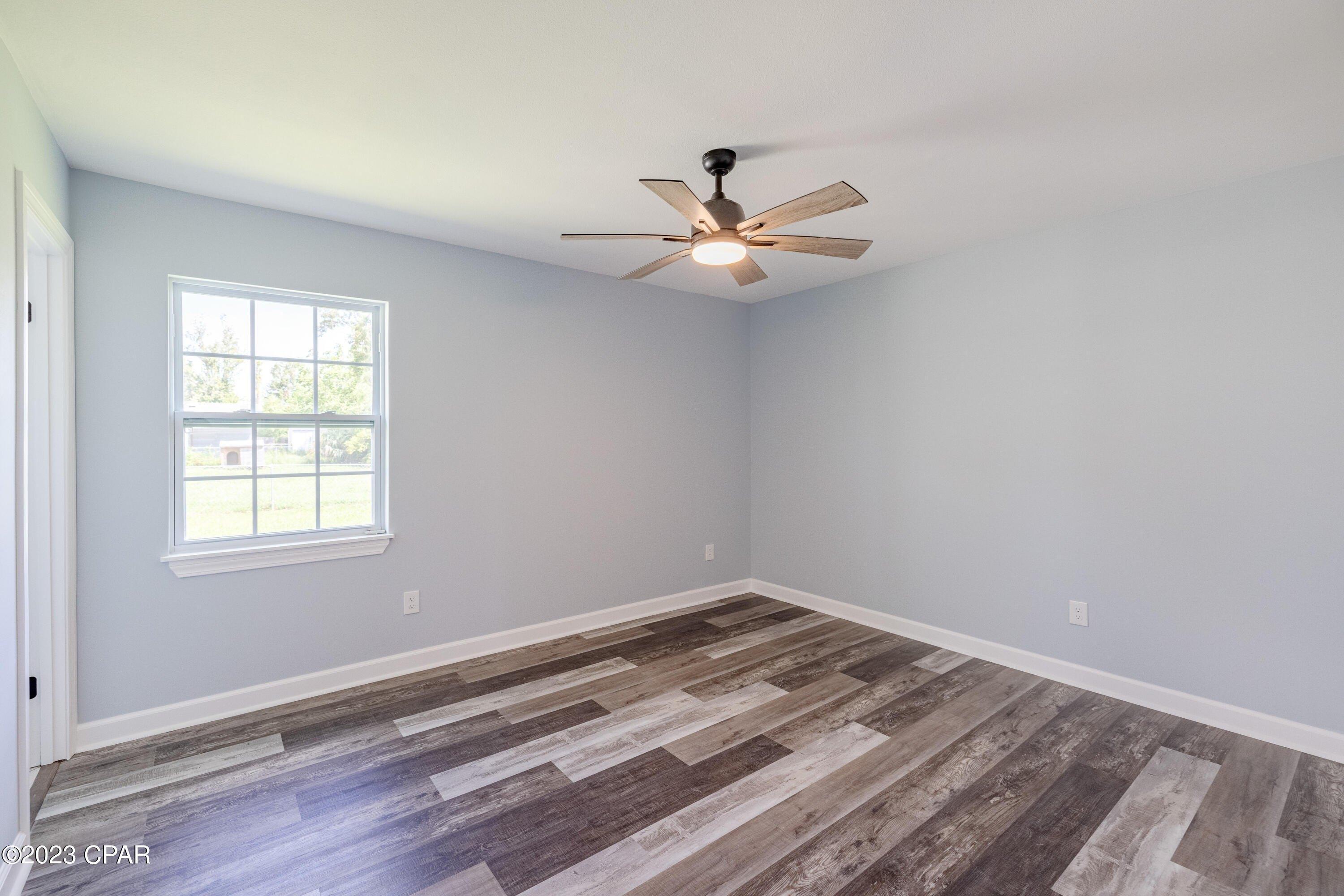 E Pine Forest Dr, Lynn Haven, FL 32444