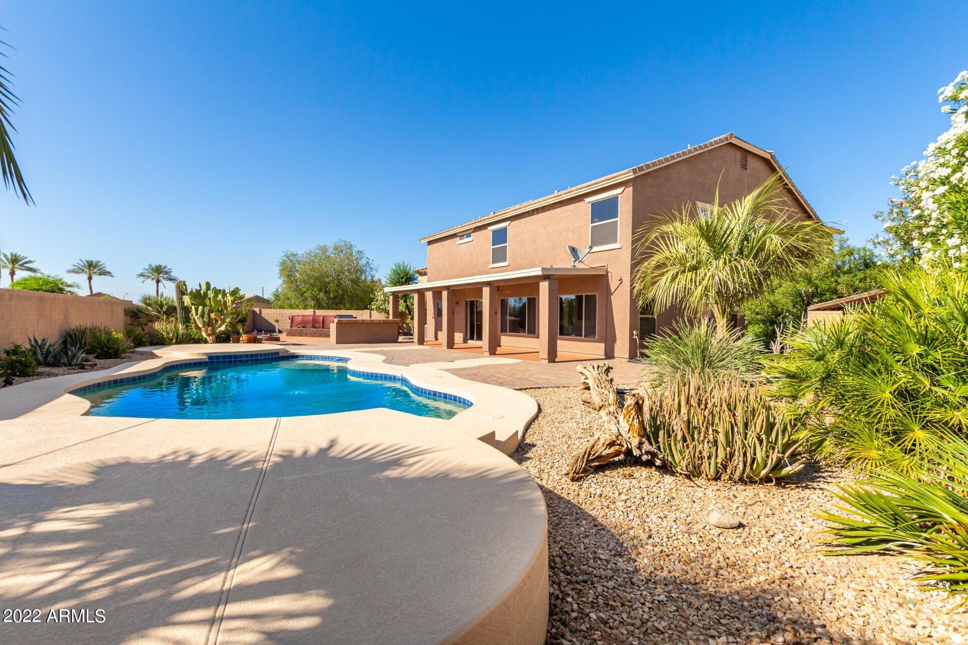 N Lousandra Dr, Maricopa, AZ 85138