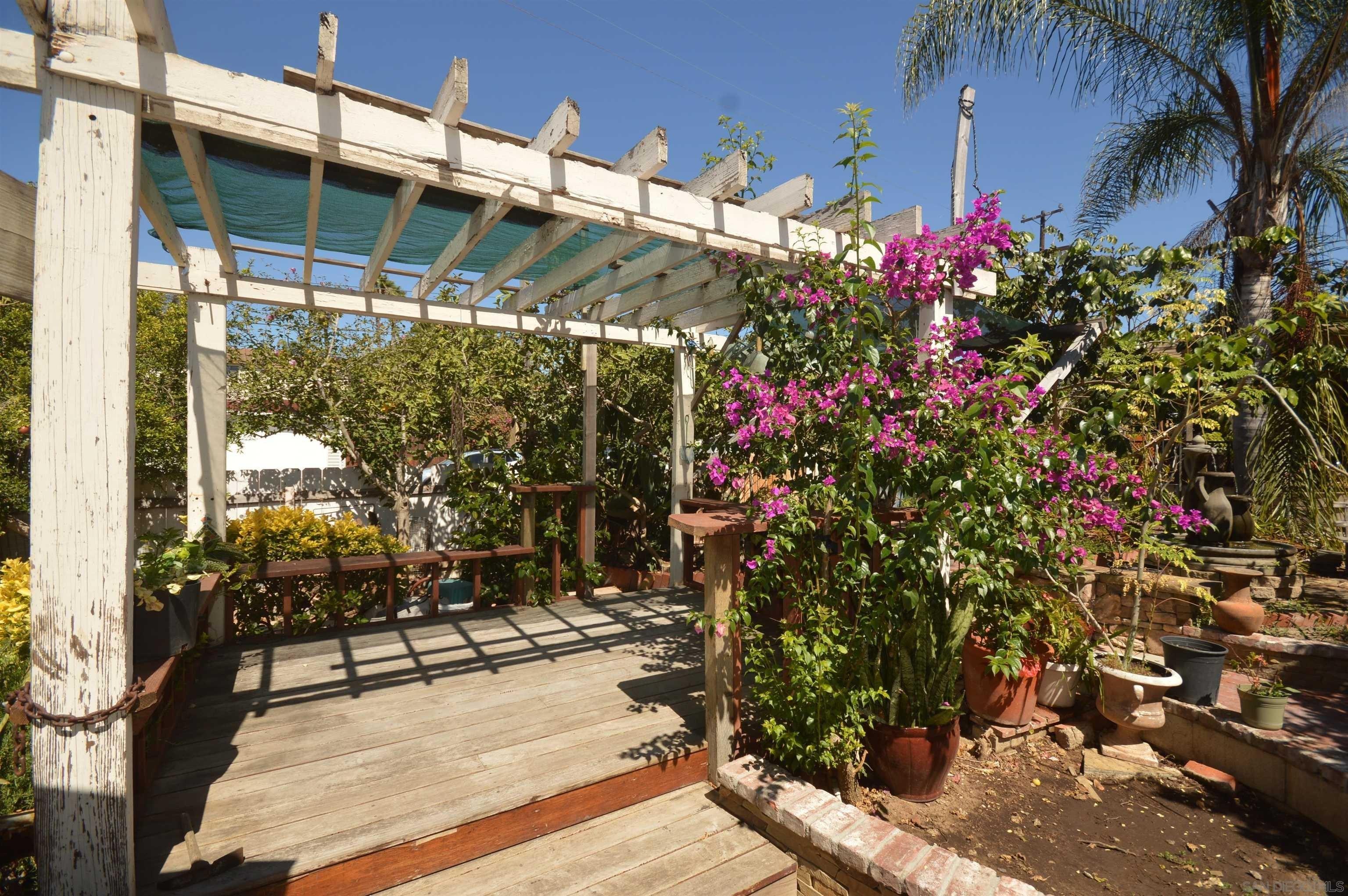 Aveley Pl, San Diego, CA 92111