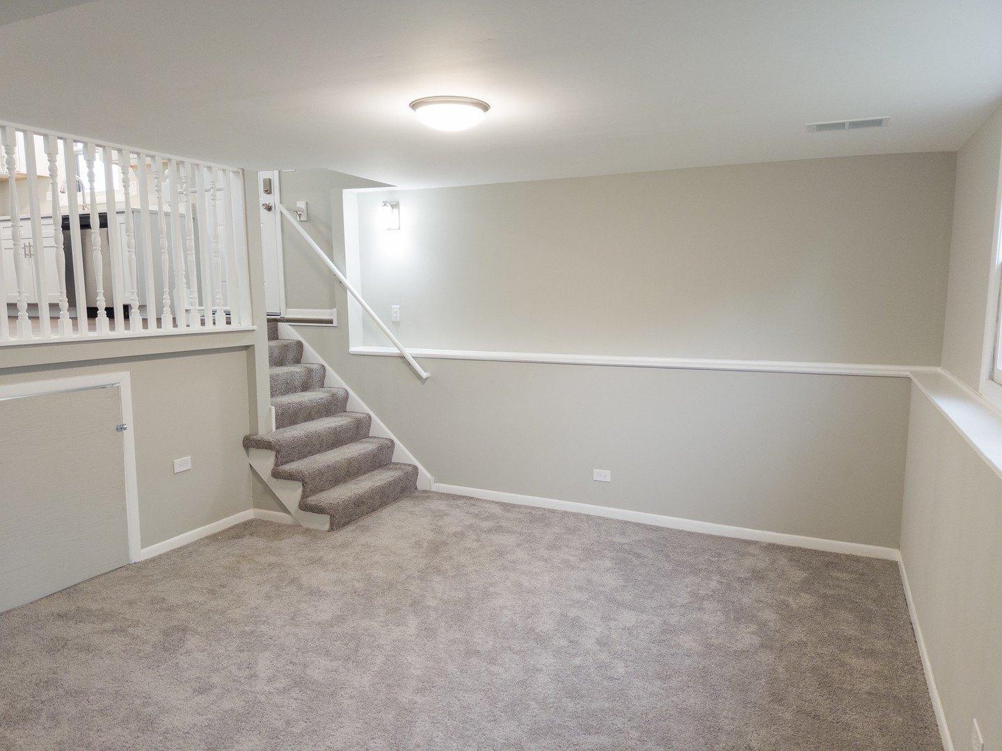 Lavergne Ave, Oak Forest, IL 60452