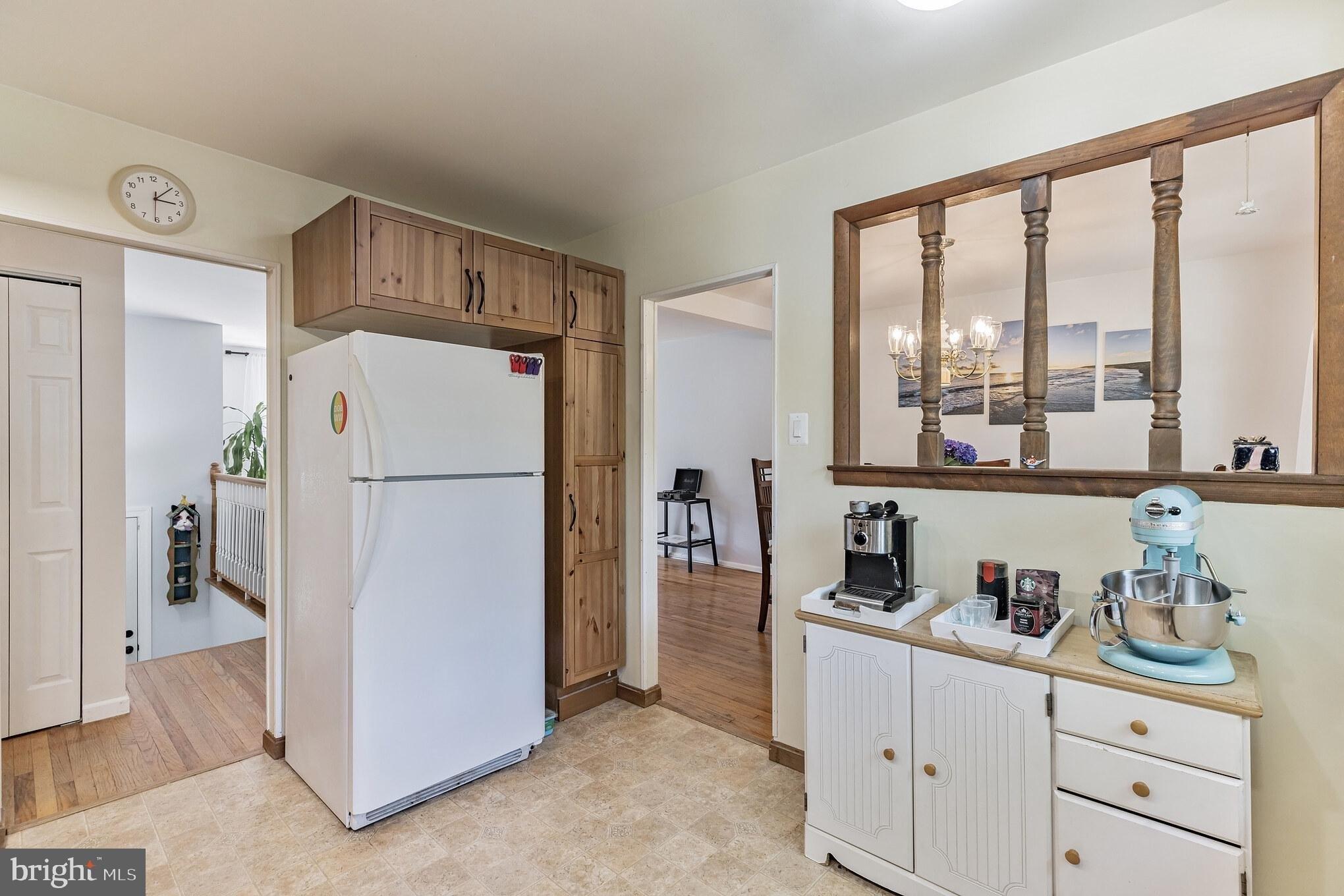 White Birch Ct, Blackwood, NJ 08012