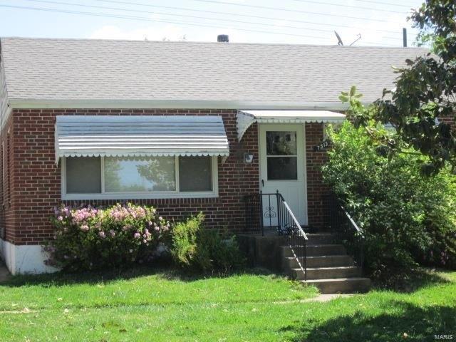 Haywood Dr, Saint Louis, MO 63133