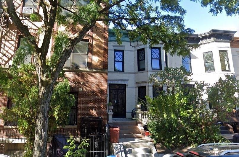 Sterling St, Brooklyn, NY 11225