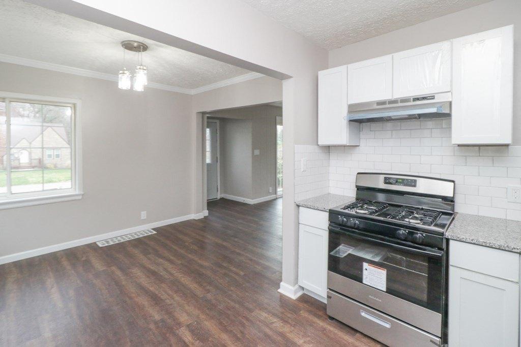 Highland Ave, Mansfield, OH 44903