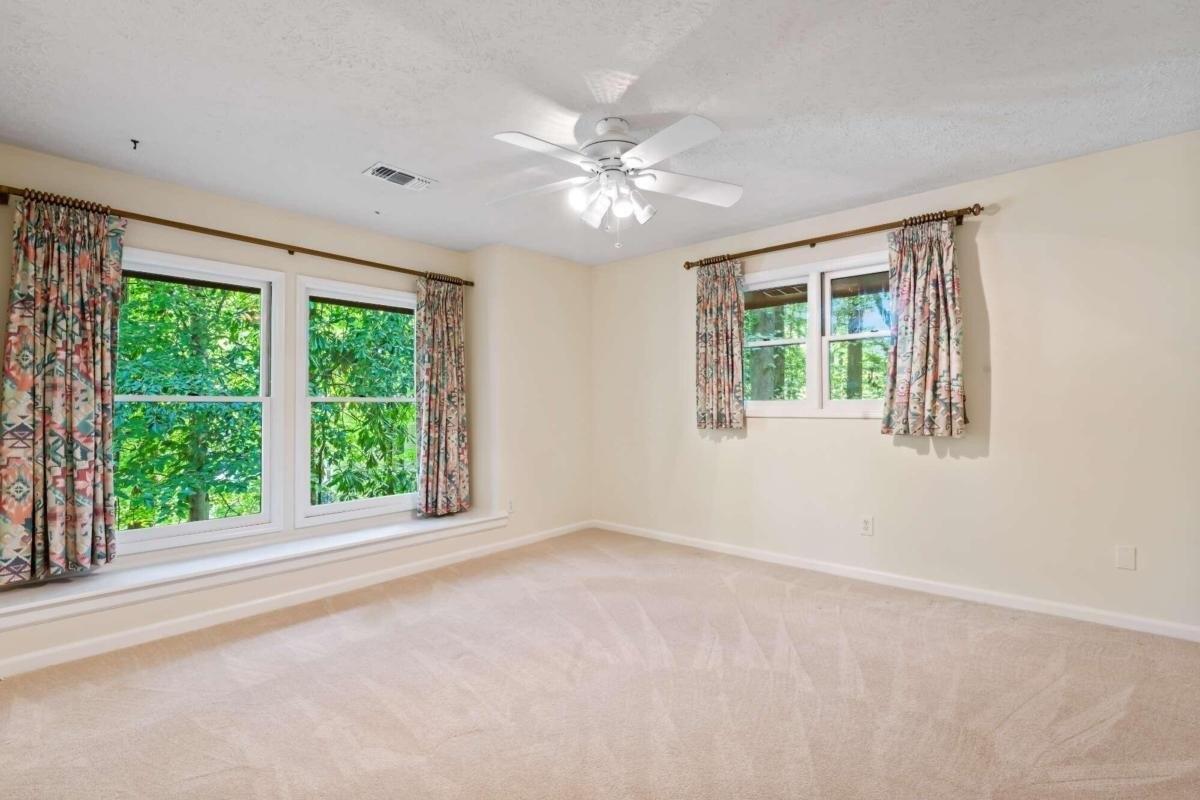 Valley Ridge Ct Se, Marietta, GA 30067